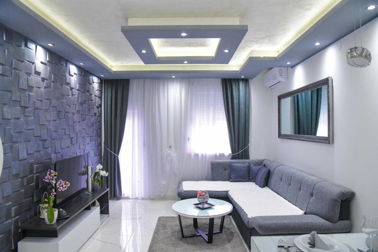 Apartman Nina Sremska Mitrovica Exterior foto